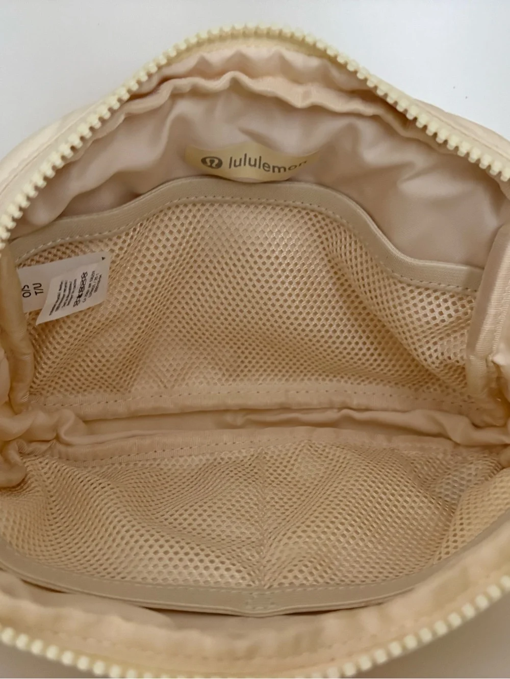 lululemon athletica adjustable strap